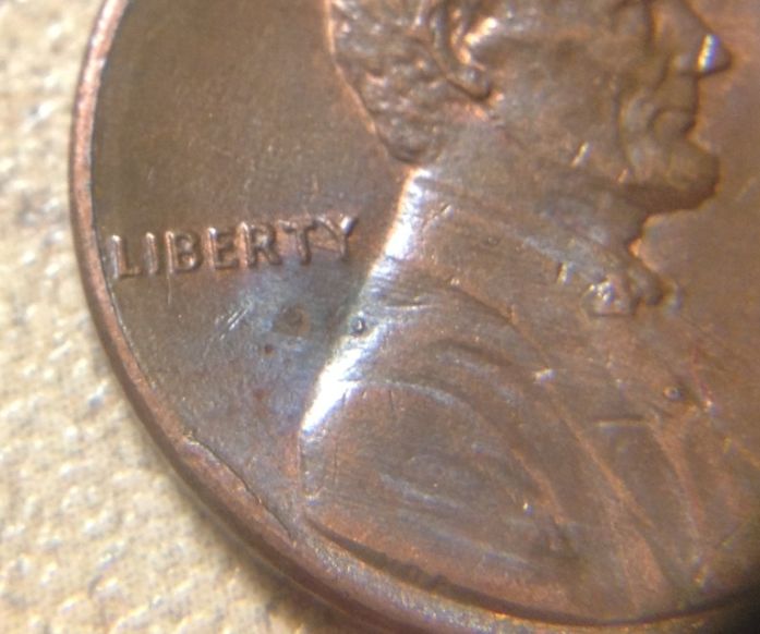 Penny-With-Die-Crack-Or-Lamination